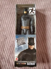 DC Justice League Batman 12” Posable Series Figure 