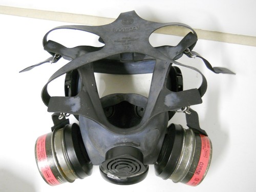 MSA Full Face Air Purifying Respirator Gas Mask Nuclear Vapor Haz Mat Sz. Small - Picture 7 of 9