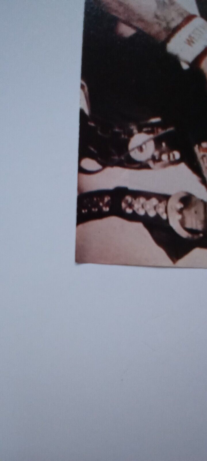 Picture 4 of 12