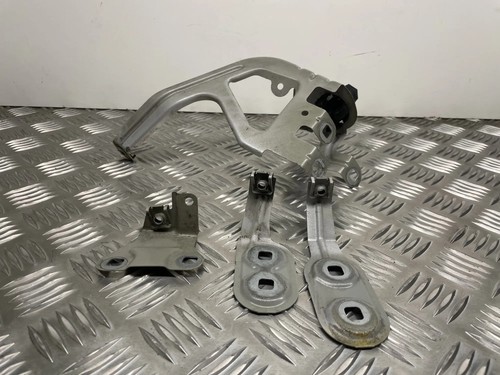 BMW 5 Touring F11 Kotflügelhalter vorne links 2.00 Diesel 135kw 2012 28183643