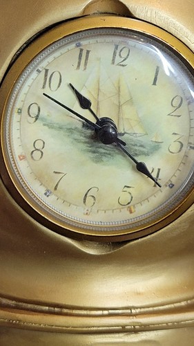 Old School Diving Divers Helmet Clock Wood Base Vintage Style Home Decor Works! - Picture 23 of 23