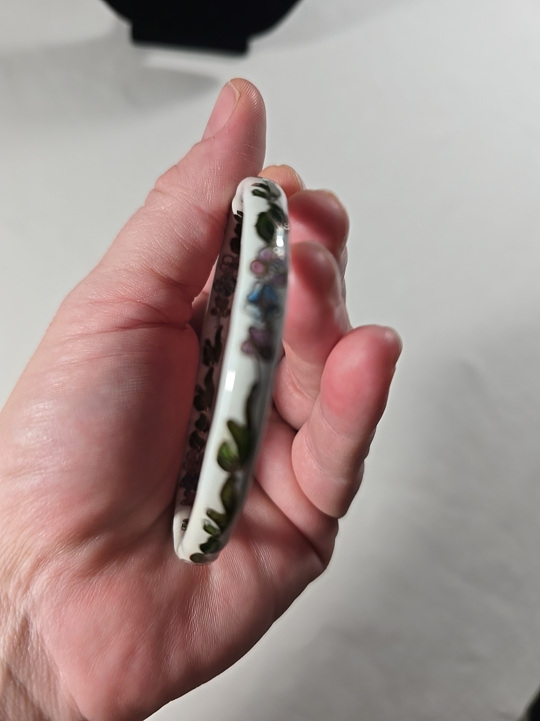 Vintage Cloisonne Bangle Stackable Bracelet White… - image 4