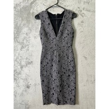 Alice + Olivia Black Lace Mini Dress XS V-Neck Cocktail Party Elegant Size 0