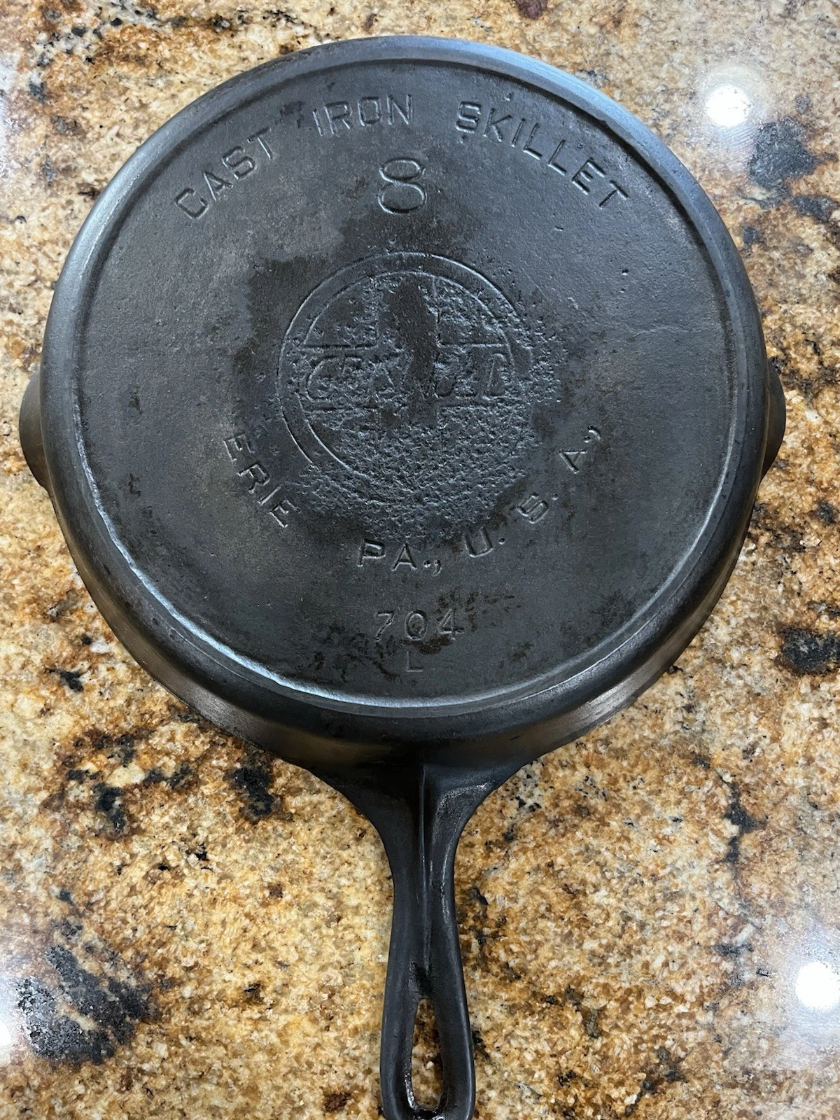 Vtg Griswold 8 Cast Iron Skillet Slant Logo Heat Ring 704 No Wobble!