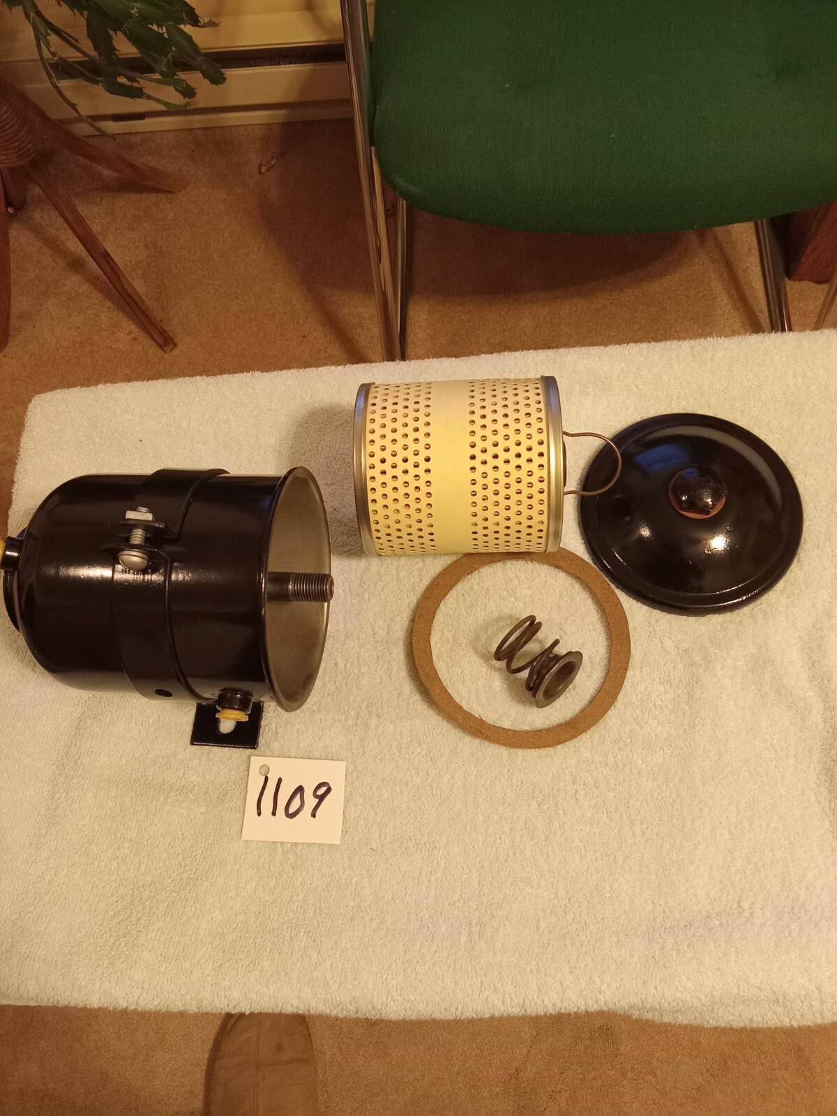 Vintage canister type oil filter Item 1109 eBay