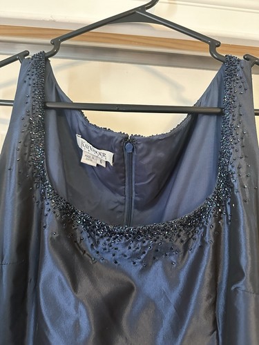 Kay Unger 100% Silk Beaded Formal Evening Gown Navy Blue Sz 6 NWT MSRP $348 - Picture 3 of 7