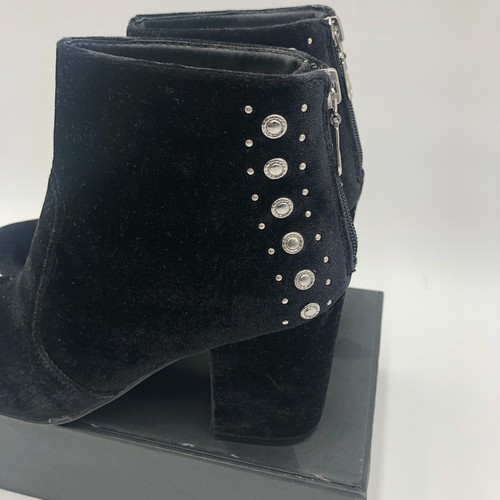 Guess Studded Booties Boots Womens Size 8.5 M Black Velour Studded Back Zipper - Picture 8 of 21
