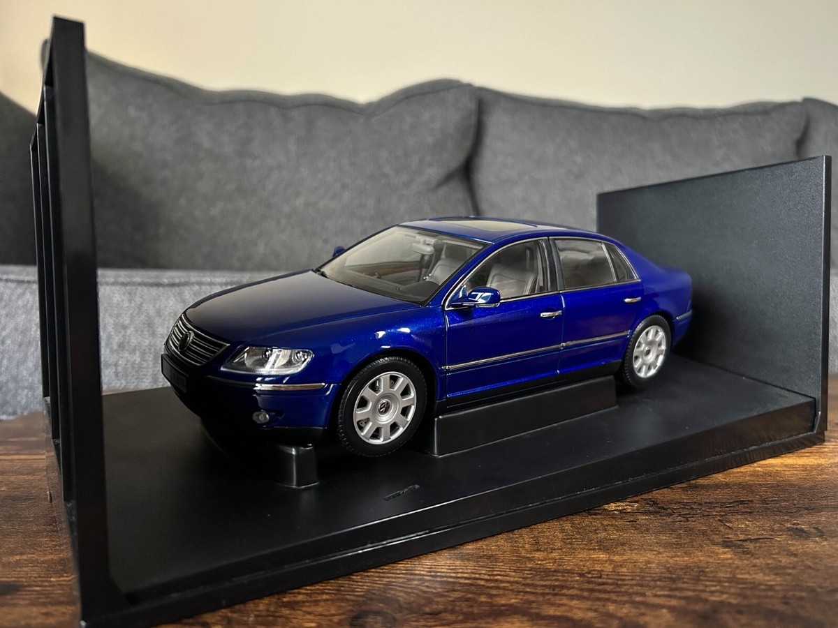 RARE 1:18 Autoart Volkswagen Phaeton Blue Pearl | eBay RARE 1:18 Autoart Volkswagen Phaeton Blue Pearl | eBay