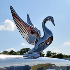 Bugler Swan Hood Ornament for Flat Surface Chrome (each)