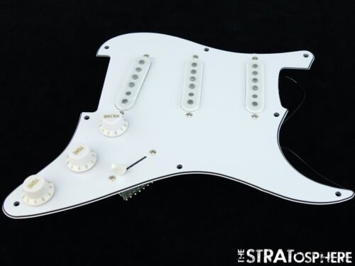 *NEUF Alnico 5 PICKGUARD CHARGÉ pour Fender Stratocaster Strat blanc 3 plis 8 trous - Photo 1/2