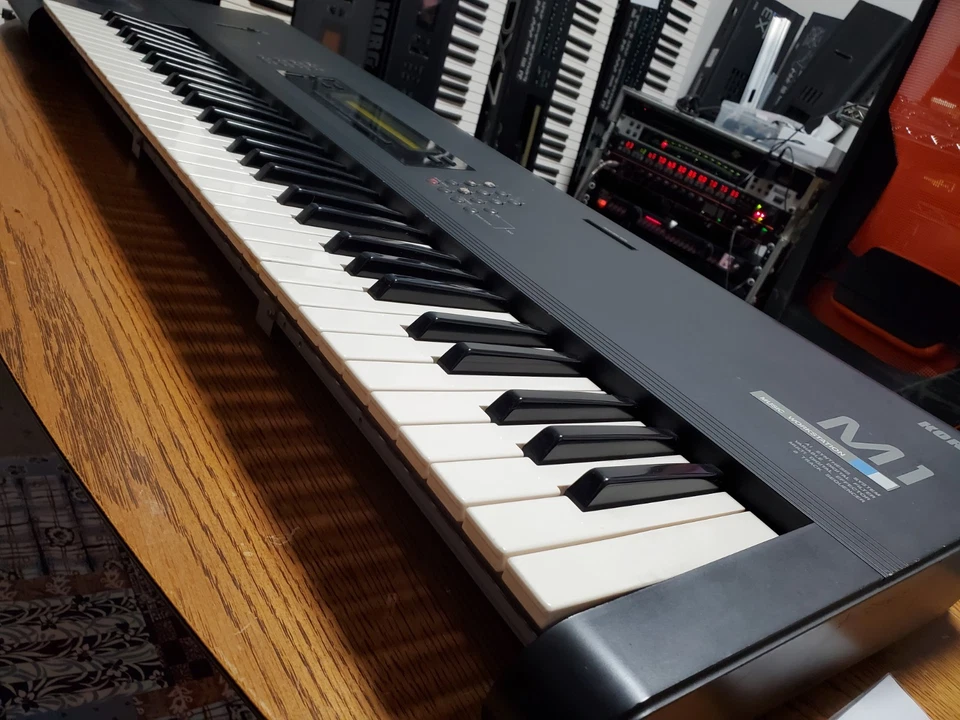 KORG M1 Music Workstation Synthesizer Used New Battery Good Condition Japan - Image 3 of 4