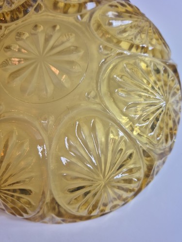 Vintage Amber Pressed Glass Starburst Pattern Scalloped Edge 8 Inch Serving Bowl - Picture 9 of 12