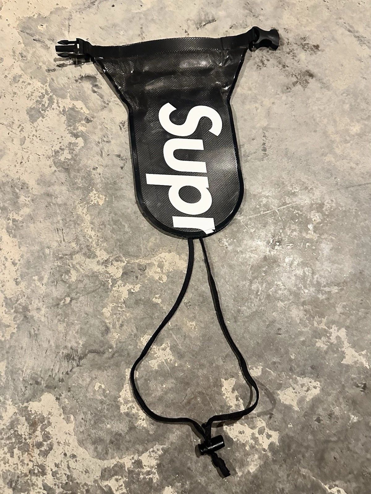 Supreme SealLine Voir Pochette Grand Sac Noir SS18 SS18A34B Accessoire
