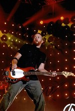 Dave Phoenix Farrell Signed 12x8 Photo from Linkin Park Obtained In Person + COA