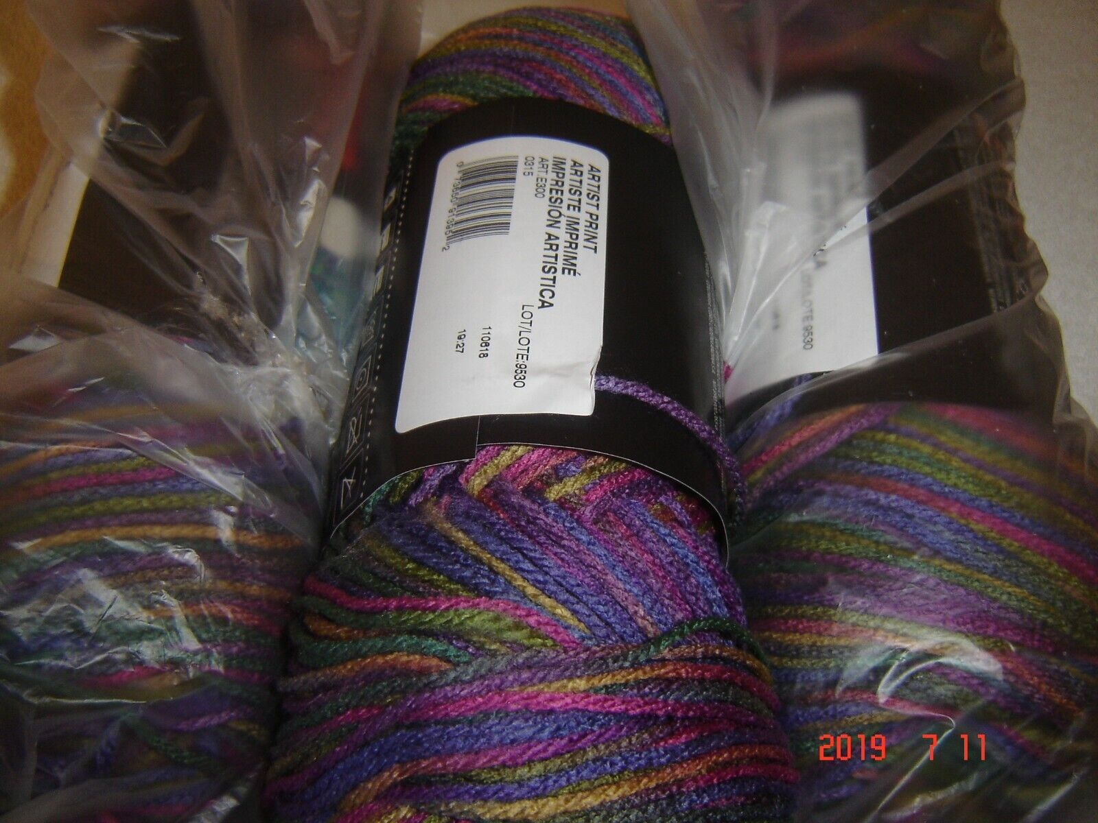  FREE SHIP  3 Skeins of Red Heart Super Saver WW Yarn in Artists Print  #0315