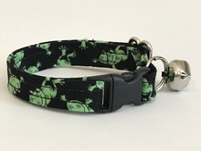 FUN FROGS ON BLACK PRINT ADJUSTABLE BREAKAWAY CAT COLLAR