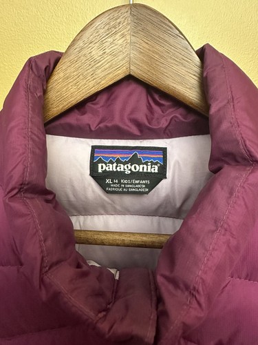 Patagonia Girl's Down Sweater Puffer Jacket Violet Red Size XL / 14 - Picture 4 of 13
