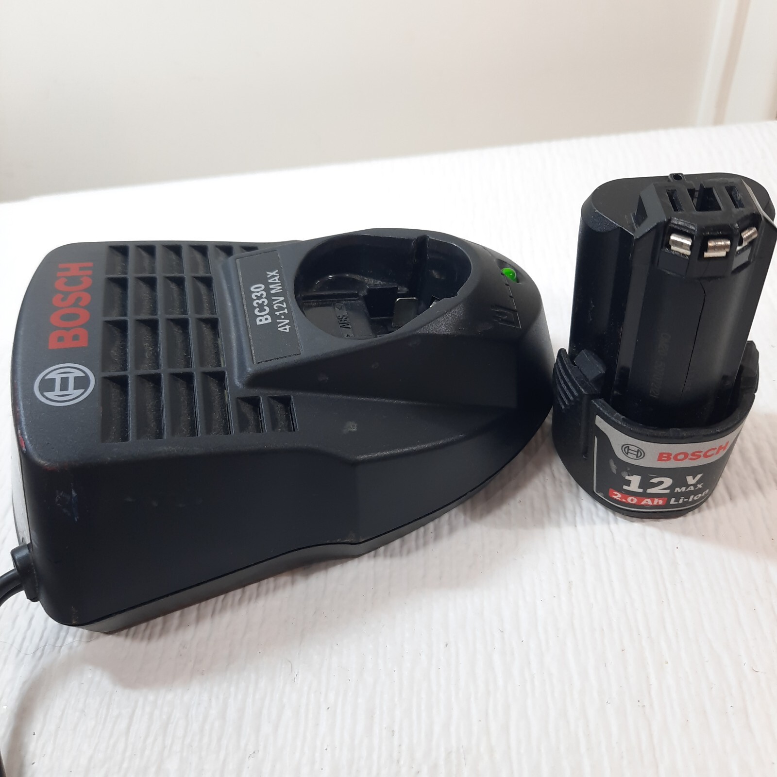 Bosch BC330 Battery Charger with BAT 414 4V12V Max LithiumIon OEM WORKS eBay