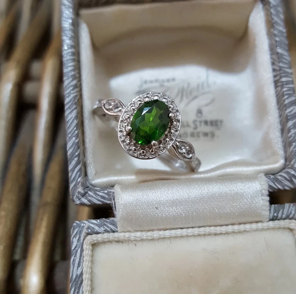 925 Sterling Silver Ring, Natural Green Diopside Halo Ring, Size R 1/2 US 8.75 - Image 4 of 4