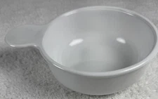 1 Corning Ware P-150-B White  GRAB IT Bowl