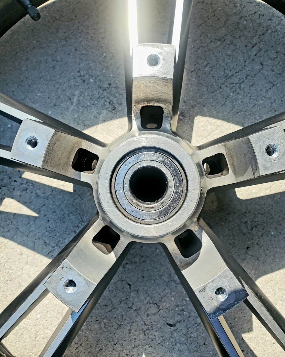 Harley- Davidson OEM 19