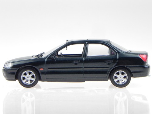 Ford Mondeo 1997 diecast model car Minichamps 1/43 - Picture 2 of 3
