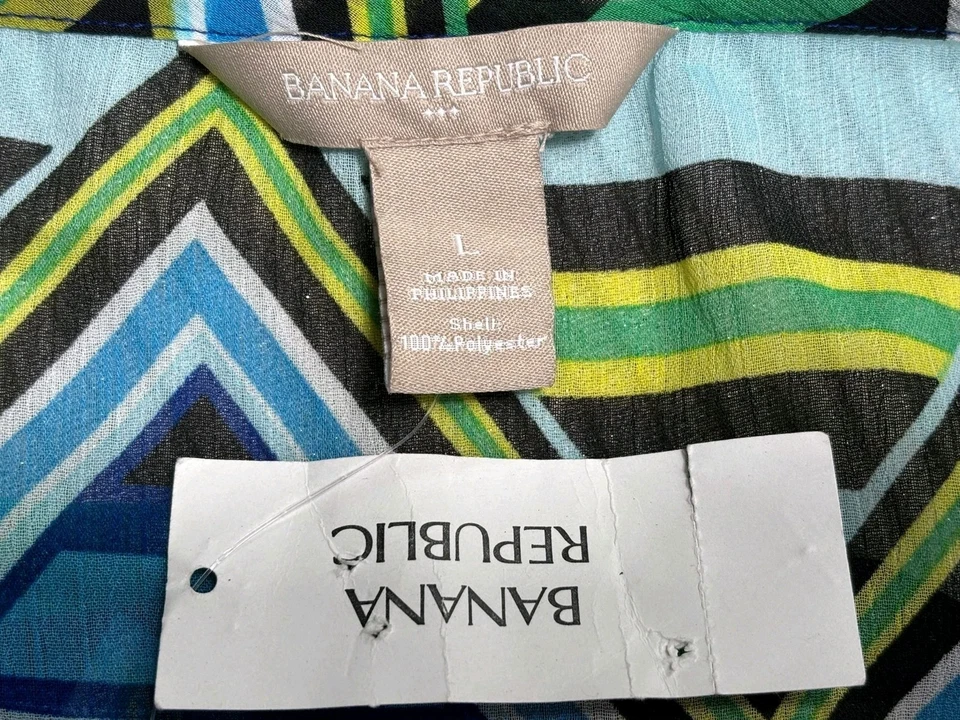 Blusa Banana Republic Feminina Tamanho G Azul/Verde Estampa Geométrica Decote V NOVA - Imagem 3 de 4