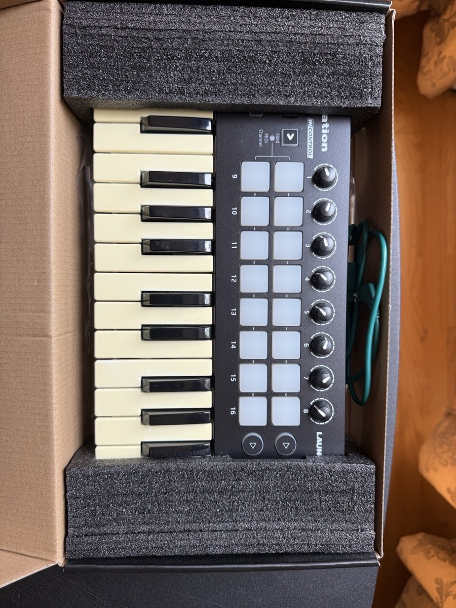 Novation Launchkey Mini MK2 25-Key Midi Controller for Ableton