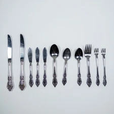 Oneida HH Distinction Deluxe Stainless Flatware Set Floral Scroll Pattern 11 Pcs