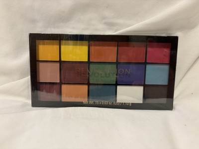 Revolution Reloaded Marvellous Mattes Eye Shadow Palette 15 Shades NEW