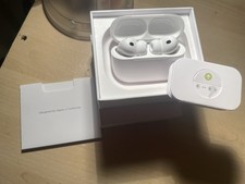 Apple AirPods Pro 3 Wireless Bluetooth In-Ear Earbuds White with Charging Case
