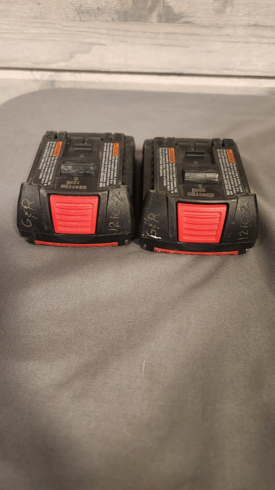 Bosch BC630 14.4to18Volt Lithium 30Minute Battery Charger And Batteries eBay