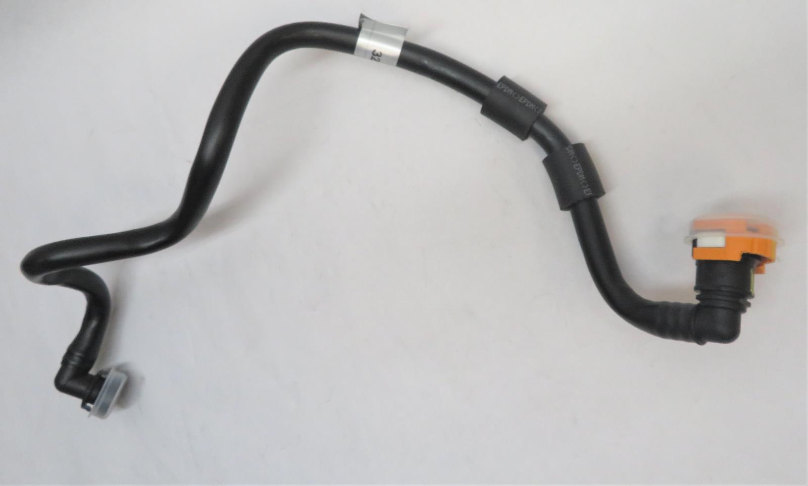 2010 FERRARI CALIFORNIA FLUSH PIPE FROM INTAKE TO LH VENTURI NEW OEM 325773 HOSE