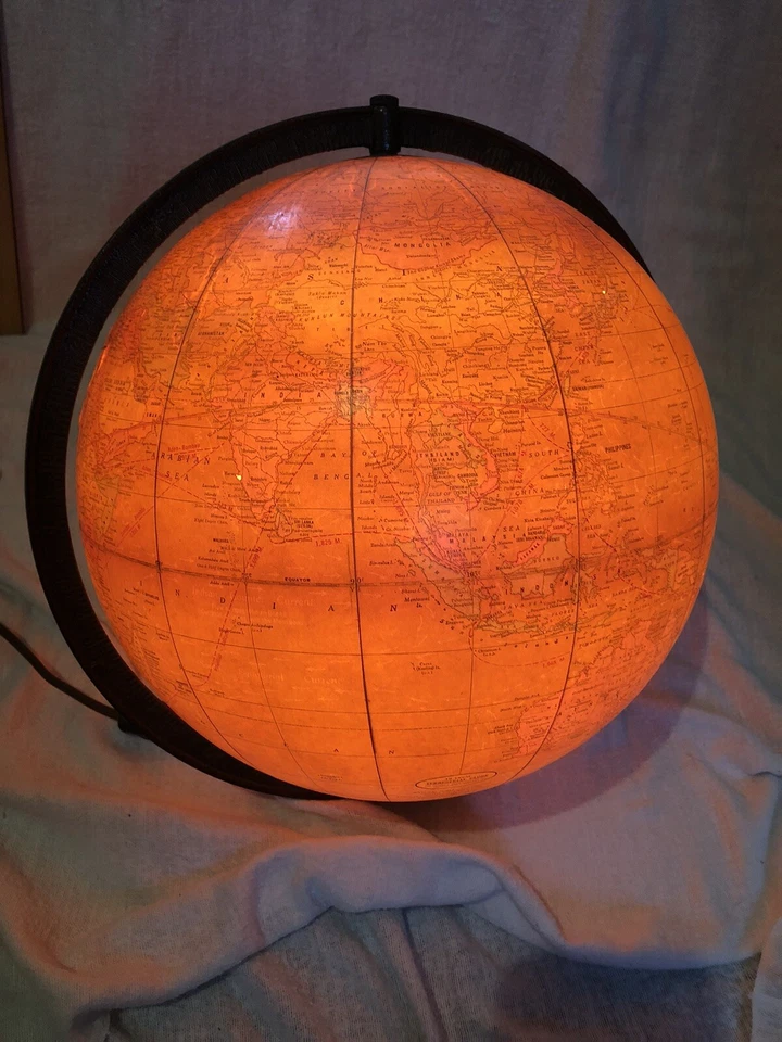 VINTAGE MID-CENTURY GEORGE F CRAM 12" TERRESTRIAL GLOBE NO 53 LIGHTED LAMP C80 - Image 2 of 4