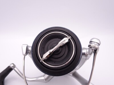 Shimano 19 STRADIC 4000MHG 5.8:1 Spinning Reel Very Good from