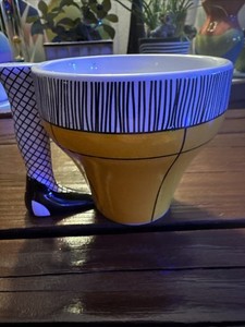A Christmas Story Leg Lamp Shade Ceramic Coffee Tea Mug NIB Rare New In Box