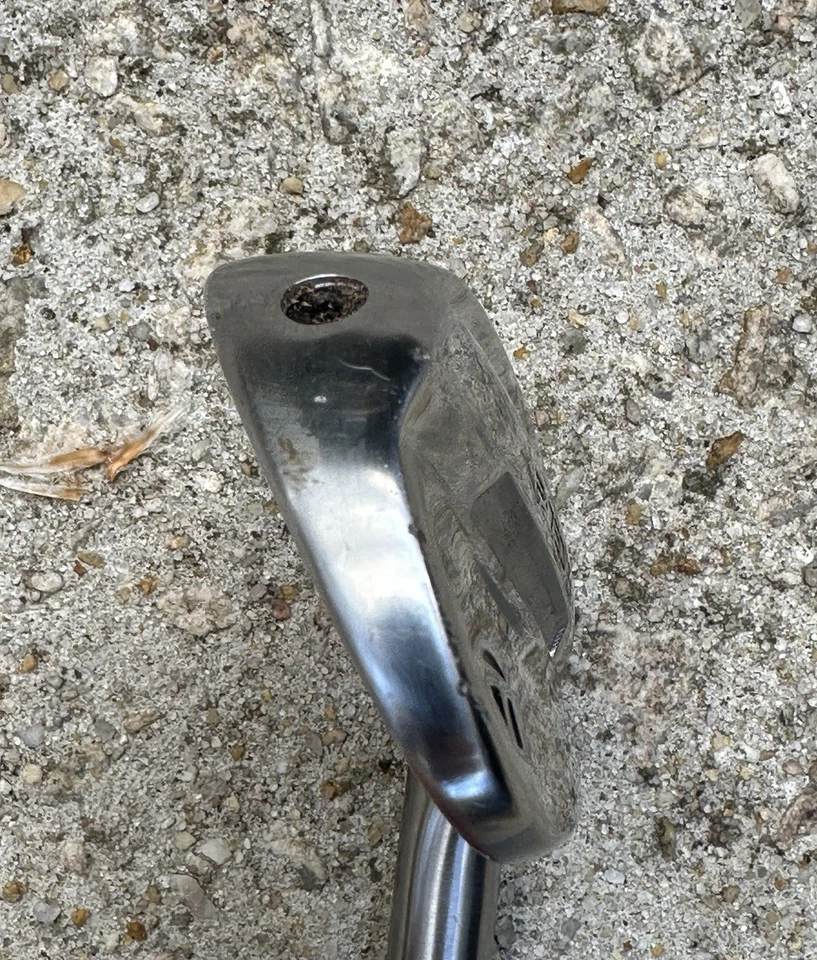 Hierro TaylorMade P790 #9, eje de acero KBS Max MT S/85 Foto 4 de 4