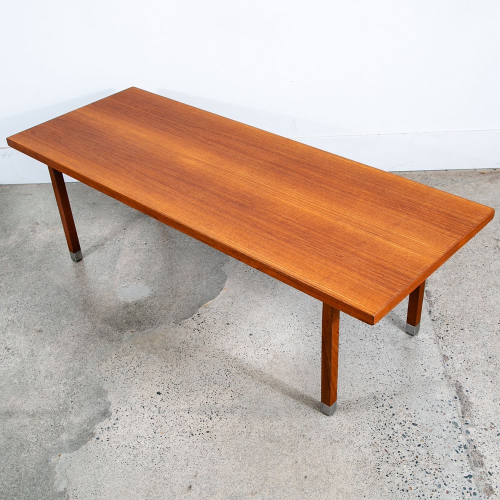 Denmark teak テーブル Mid Century Danish Modern Coffee Table Surfboard Teak