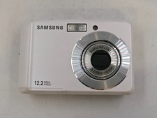 Samsung ES17 12.2 MP Digital Camera White - Not Working