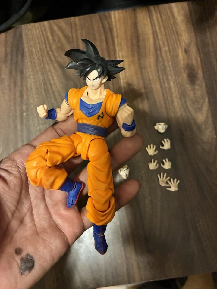 Kong studios (galaxy patrol Goku) personalizado + acessórios   - Imagem 4 de 4