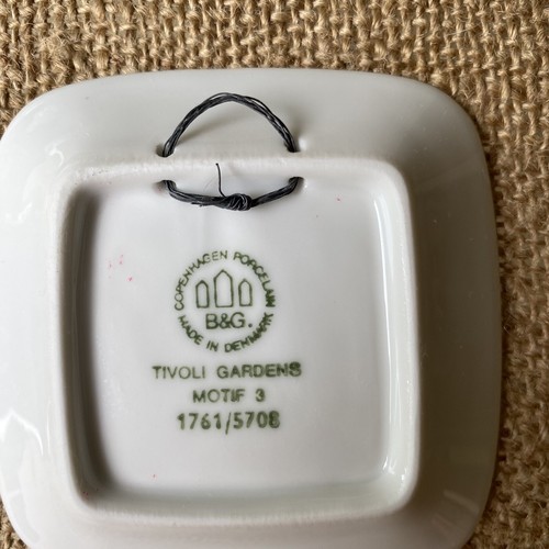 B&G 3 copenhagen Porcelain Mini Plates Tivoli Garden Motif 3,4,5 made in Demark - Picture 8 of 9