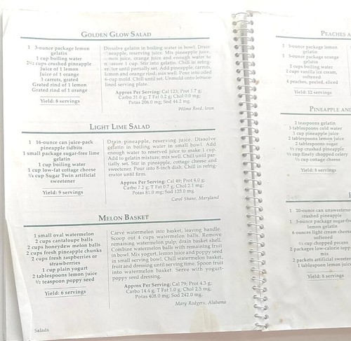 The New Cook Light and Eat Right Cookbook Favorite Recipes Press Paperback Book - Foto 6 di 12