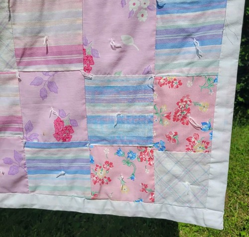 Vtg Hand Stitched Queen Geometric Square Floral Blue Pink Patch Quilt 86x72 READ - Picture 15 of 17