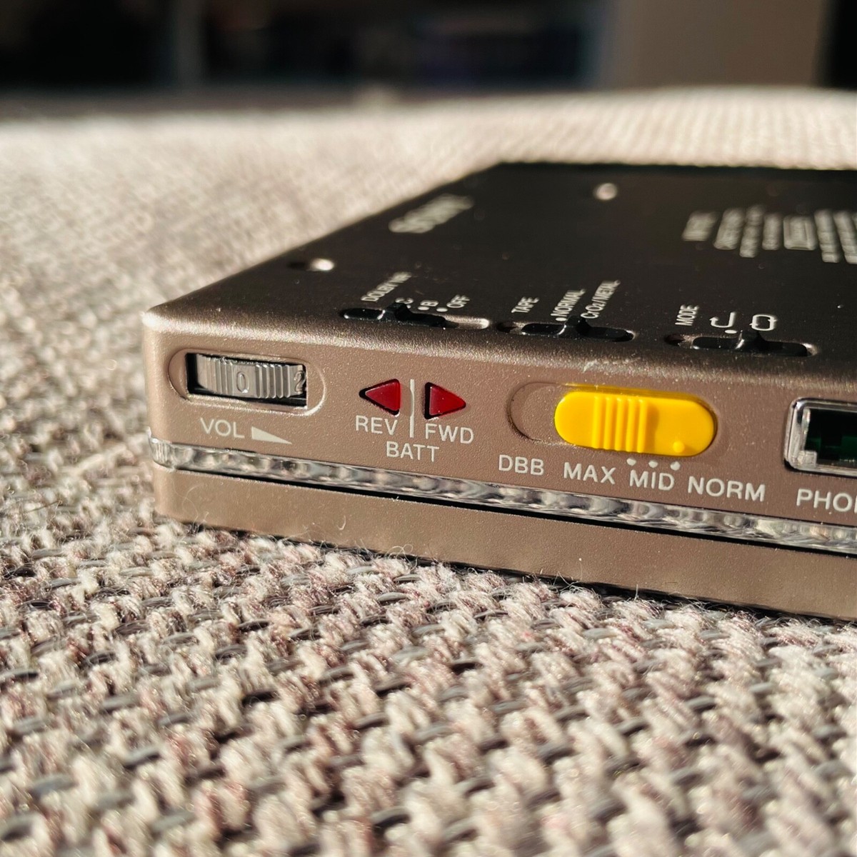 Sony WM-701C Walkman Portable Cassette Player Silver Dolby Sony WM-701C Walkman Portable Cassette Player Silver Dolby