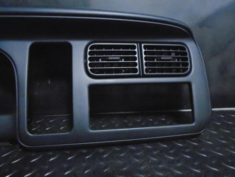 Dodge Durango 1999 velocímetro tablero bisel Foto 2 de 4