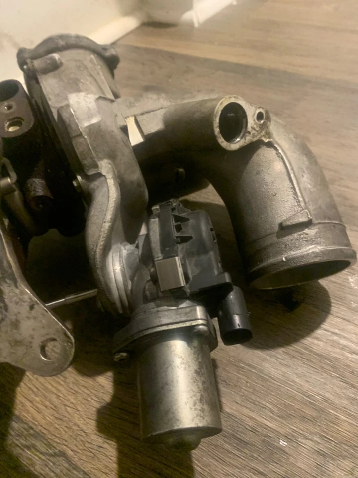 Turbocompresor para Audi A4 2017-2020 A4 Allroad A4 Quattro 2019-2020 L4 2,0 L Foto 2 de 4