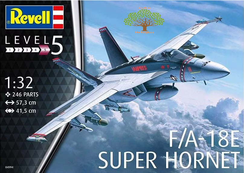 Boeing F/A-18E Super Hornet Plastic Model Kit Level 5 - Revell 1:32 -  RV04994