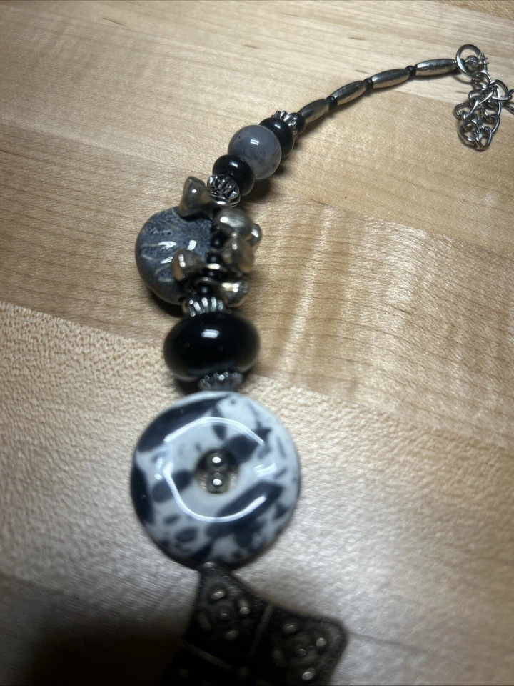 Treska or Tresk Signed Stone Beaded Chunky Women Jewelry Statement Necklace 22” - Image 4 of 4