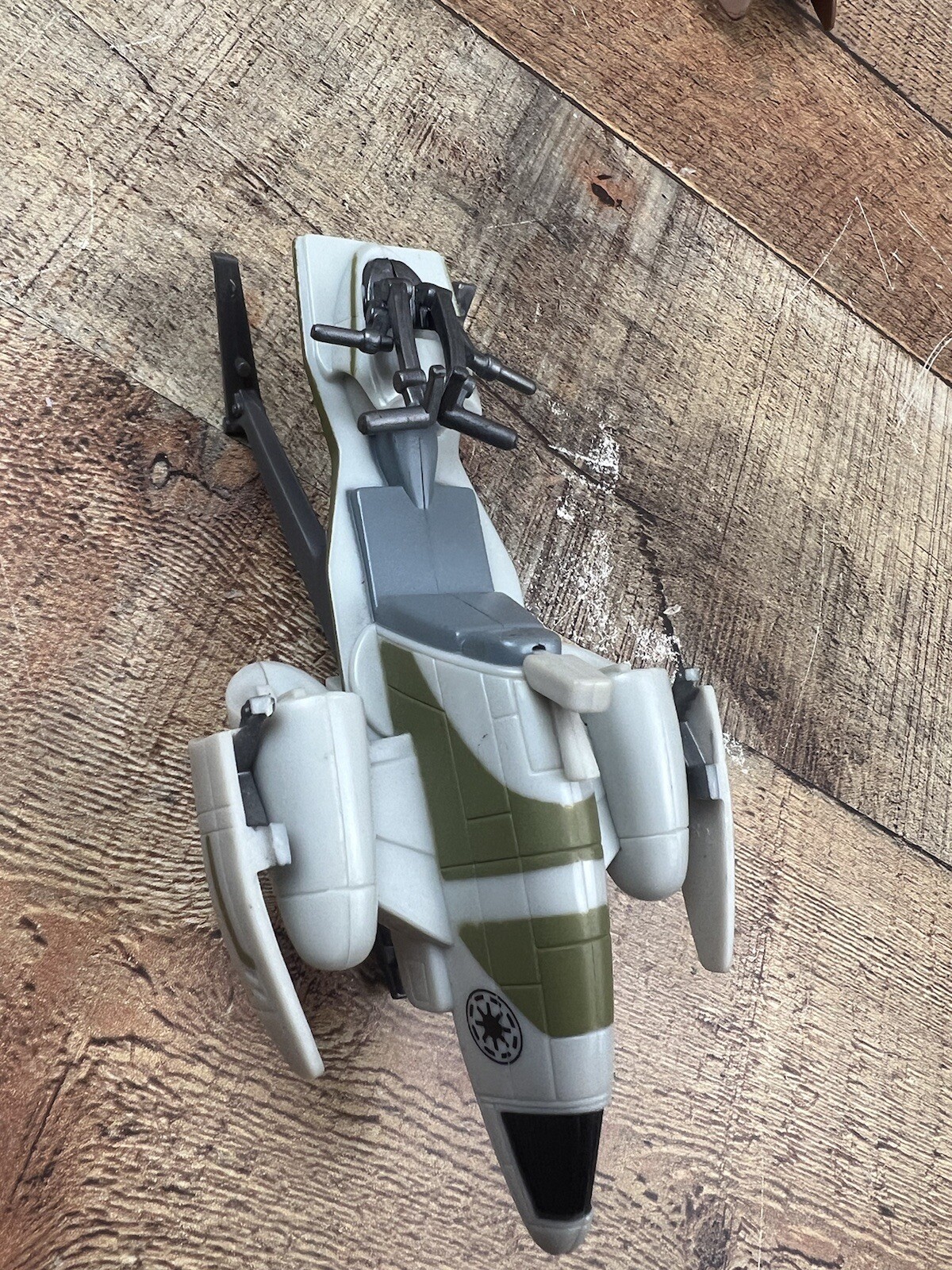 Picture 10 of 24