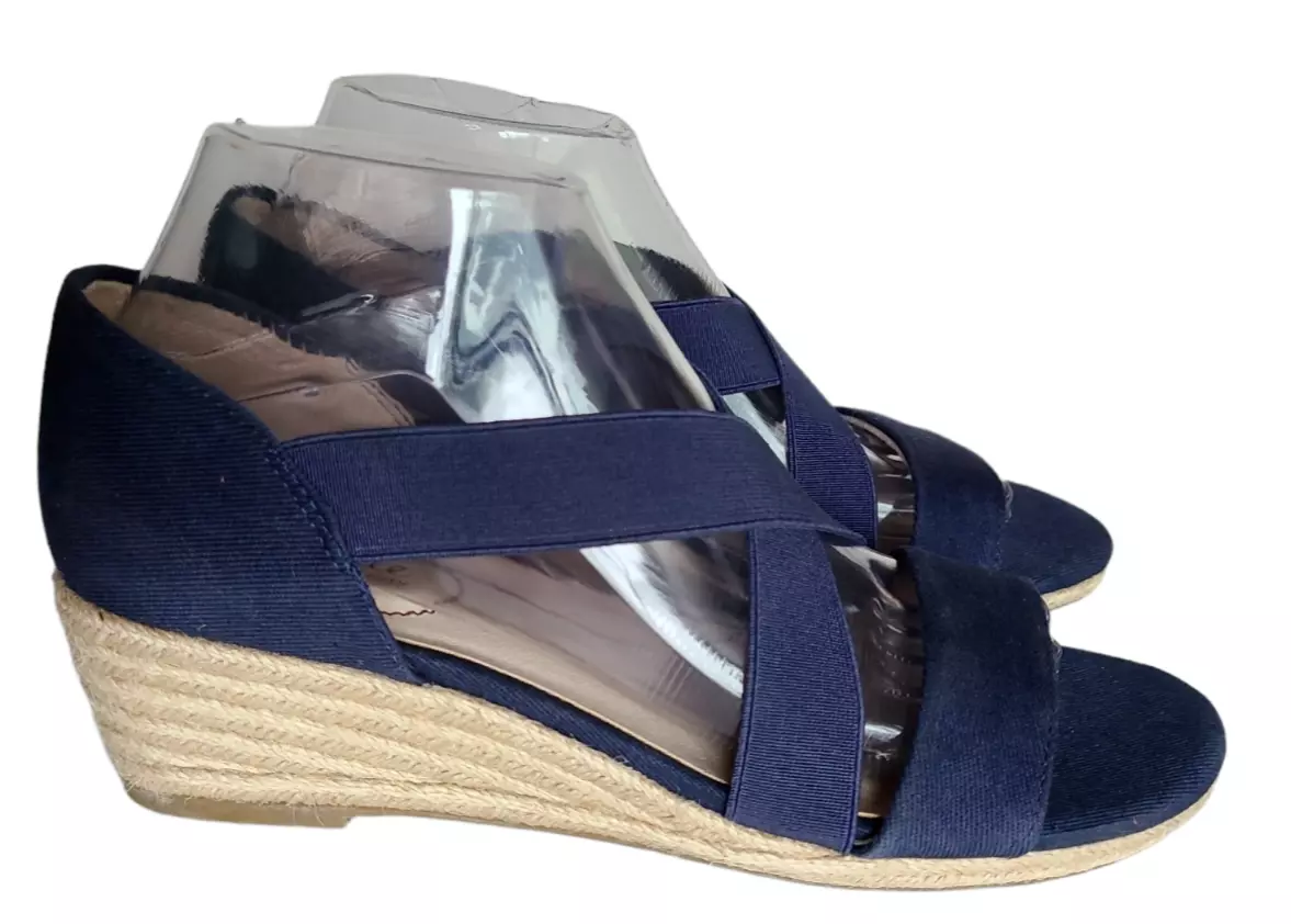 LifeStride Siesta Str Women STRAPPY Sandals Flip Flops Navy Size